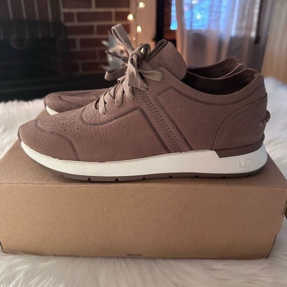 UGG Shoes - Uggs Adaleen sneaker